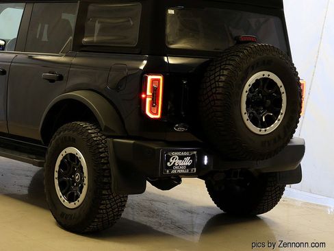 Used 2021 Ford Bronco Outer Banks w/ Sasquatch Package image 8