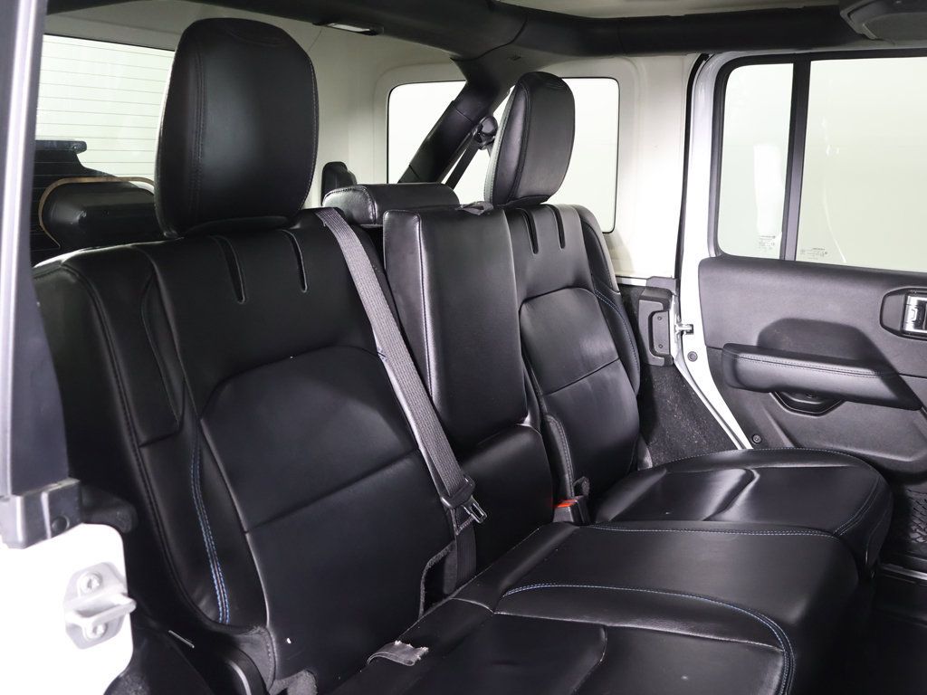 Used 2022 Jeep Wrangler Unlimited Rubicon 4xe w/ Cold Weather Group AWD/4WD image 27