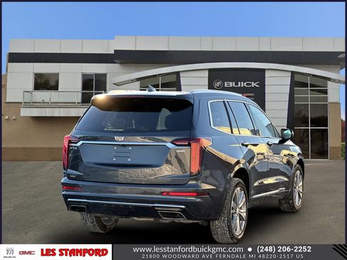 Used 2023 Cadillac XT6 Premium Luxury image 6