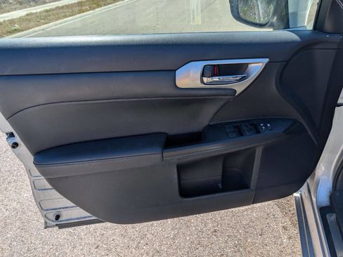 Used 2015 Lexus CT 200h image 10