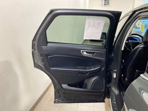 Certified 2022 Ford Edge SEL w/ Convenience Package image 10