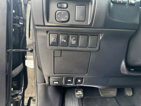 Used 2018 Lexus ES 350 w/ Luxury Package w/Wood Trim FWD image 26