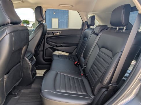 Used 2024 Ford Edge SEL w/ Convenience Package AWD/4WD image 12