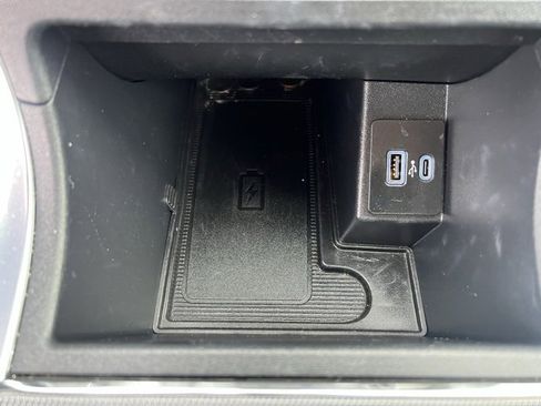 Used 2021 Ford Edge Titanium w/ Equipment Group 301A image 32