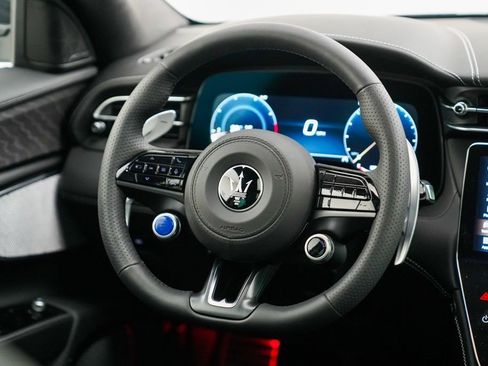 New 2025 Maserati Grecale Modena image 31