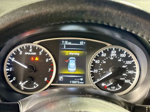 Used 2018 Nissan Sentra SR w/ Protection Package FWD image 14