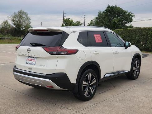 Certified 2023 Nissan Rogue Platinum w/ Platinum Premium Package FWD image 5