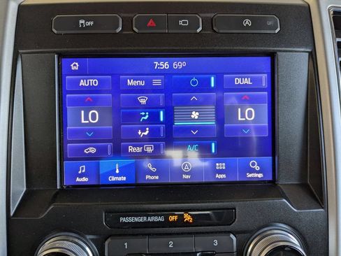 Used 2020 Ford F150 Lariat w/ Equipment Group 502A Luxury AWD/4WD image 21