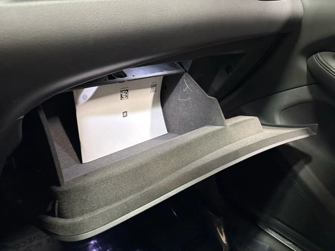 Used 2019 Buick Envision Essence image 48