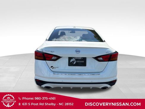 Certified 2021 Nissan Altima 2.5 SV w/ SV Premium Package FWD image 7