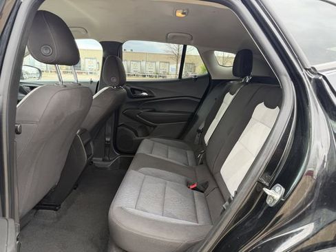 Used 2024 Chevrolet Trax LS image 24