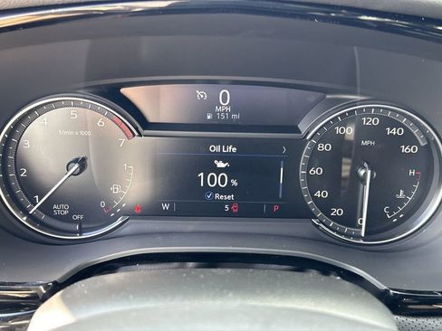 New 2025 Cadillac XT6 Luxury image 31