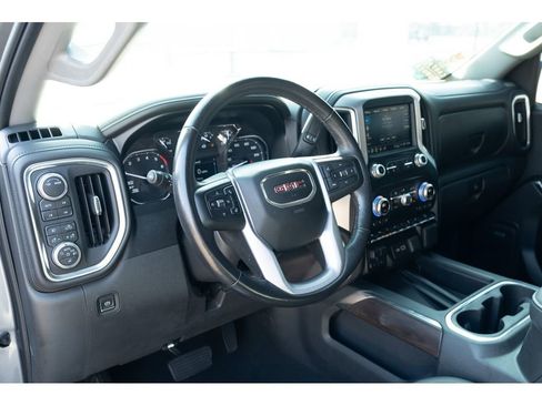 Used 2021 GMC Sierra 1500 SLT w/ SLT Premium Plus Package AWD/4WD image 11