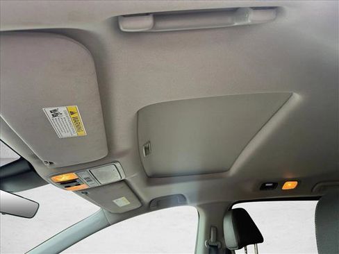 Used 2024 Honda Odyssey EX-L image 10