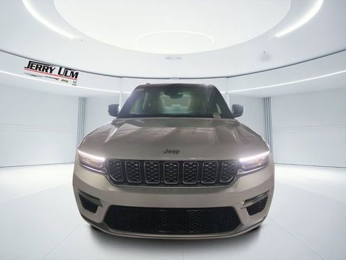 New 2025 Jeep Grand Cherokee Summit AWD/4WD image 8