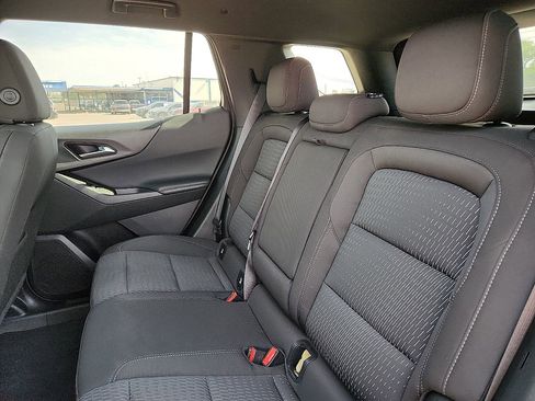 Used 2025 Chevrolet Equinox LT AWD/4WD image 5