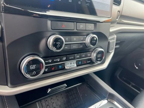 Certified 2023 Ford Expedition XLT AWD/4WD image 16