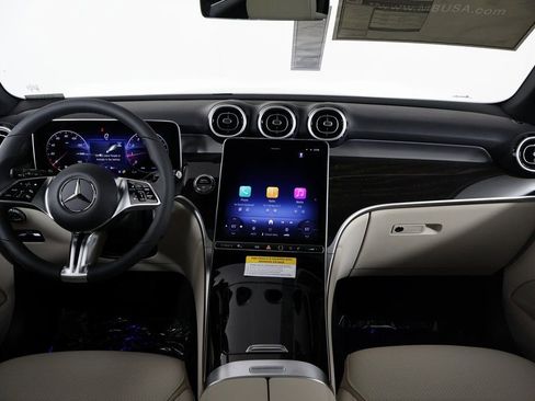 New 2026 Mercedes-Benz GLC 300 GLC 300 image 4