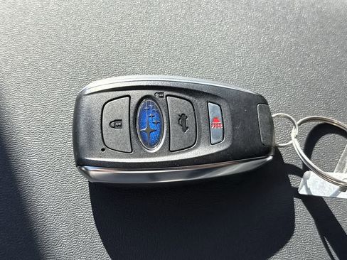 Certified 2025 Subaru Outback Limited image 35