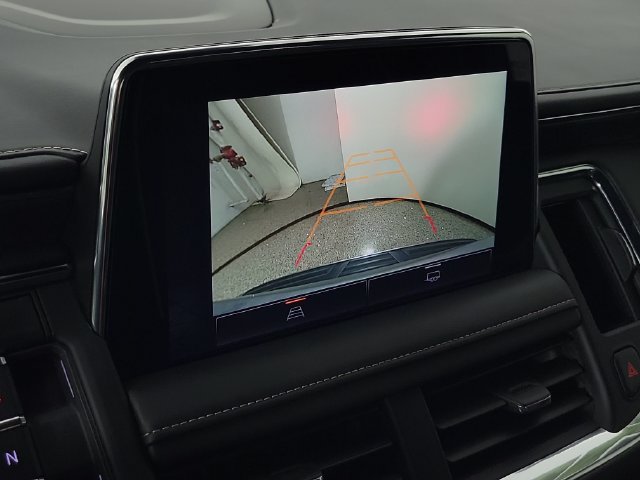 Used 2023 GMC Yukon SLT AWD/4WD image 29