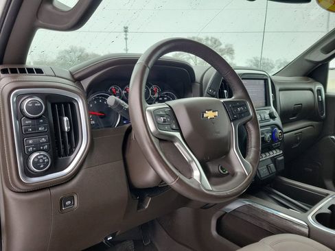 Certified 2021 Chevrolet Silverado 1500 LTZ w/ LTZ Convenience Package II image 19