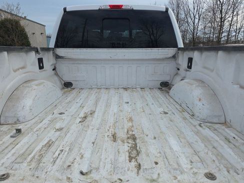 Used 2017 Ford F150 Lariat image 41