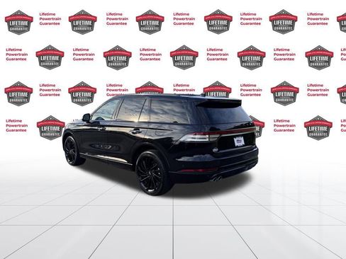 Used 2023 Lincoln Aviator Black Label w/ Jet Package image 3