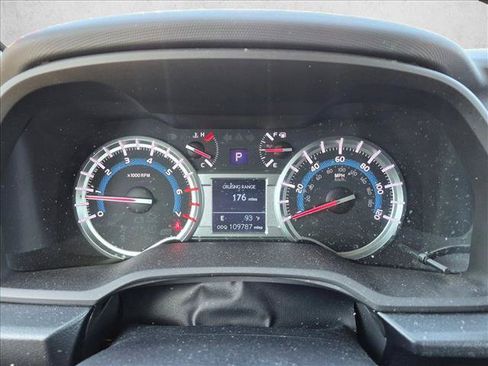 Used 2015 Toyota 4Runner SR5 Premium AWD/4WD image 11