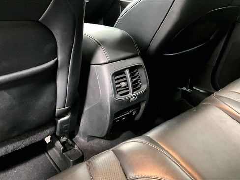 Used 2020 Jeep Cherokee Limited image 30