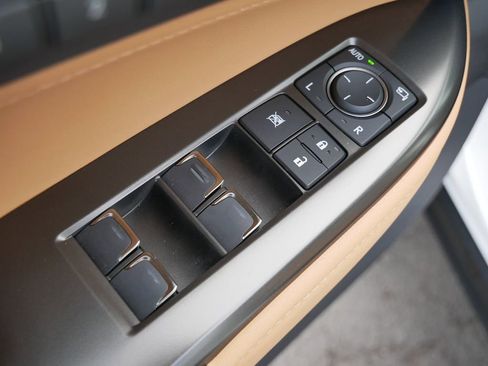 Used 2024 Lexus NX 350 AWD image 15