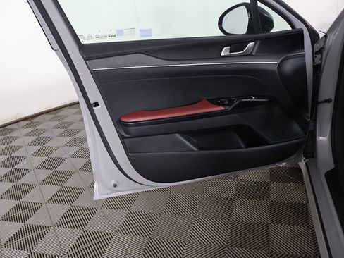 Used 2023 Kia K5 GT-Line image 24