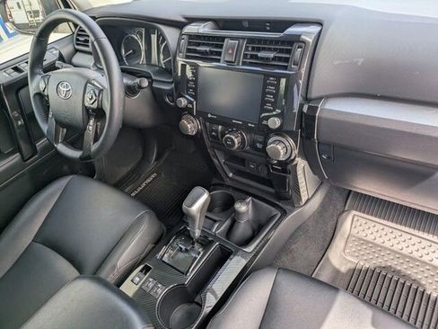 Used 2020 Toyota 4Runner TRD Off-Road Premium image 38