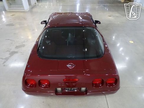 Used 1993 Chevrolet Corvette Coupe image 12