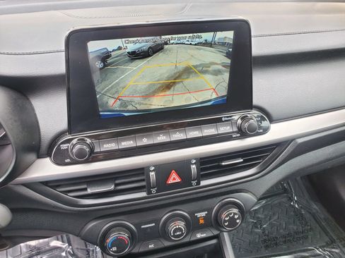 Used 2021 Kia Forte LXS FWD image 5