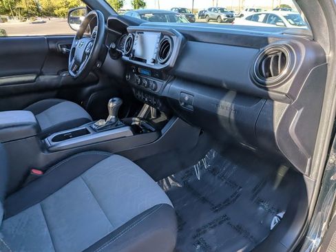 Used 2021 Toyota Tacoma TRD Off-Road w/ Technology Package image 19