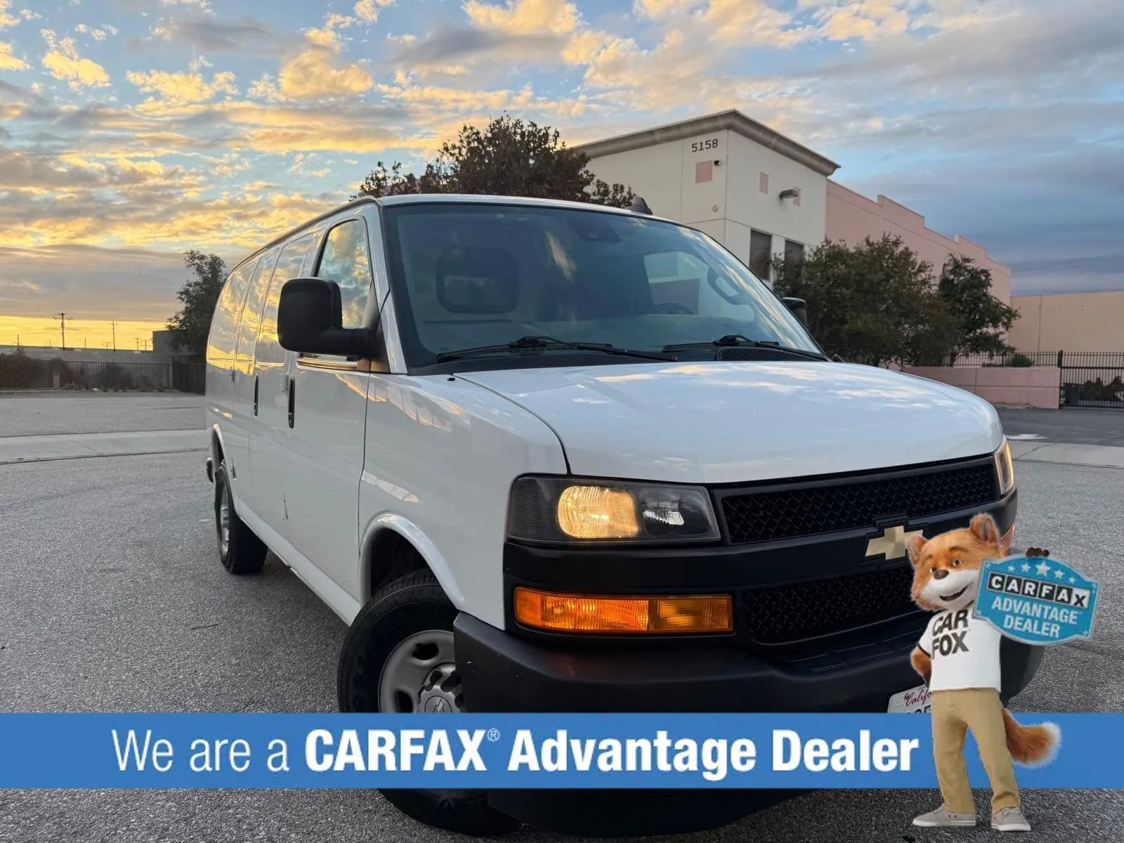 Used 2019 Chevrolet Express 2500 RWD image 1
