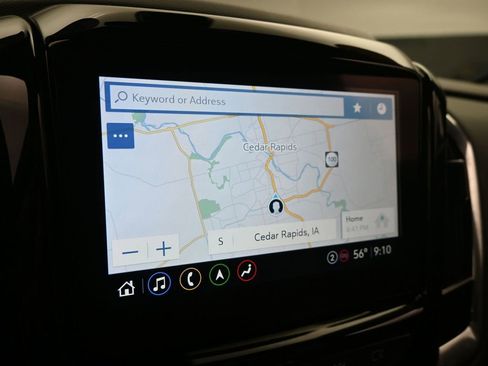 Used 2022 Chevrolet Traverse Premier image 21