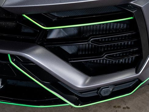 Used 2019 Lamborghini Urus image 14