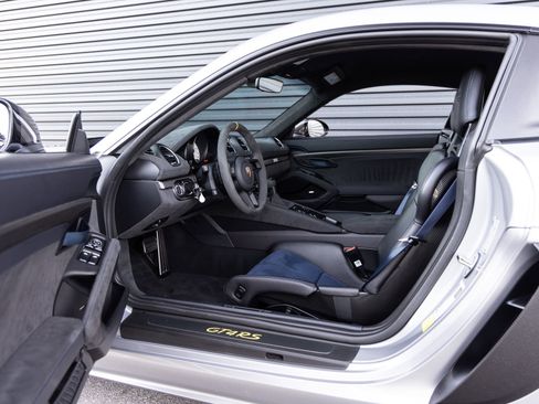 Certified 2024 Porsche 718 Cayman GT4 RS w/ Weissach Package image 22