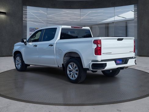 Used 2024 Chevrolet Silverado 1500 Custom image 4