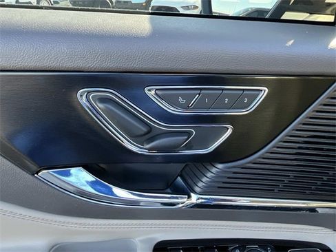 Used 2022 Lincoln Corsair FWD w/ Equipment Group 101A image 30