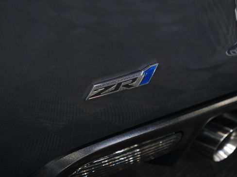 Used 2009 Chevrolet Corvette ZR1 w/ Preferred Equipment Group RWD image 20