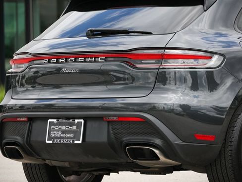 Used 2023 Porsche Macan Turbo AWD/4WD image 16