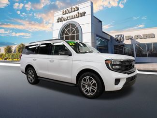 Used 2025 Ford Expedition Active video 1