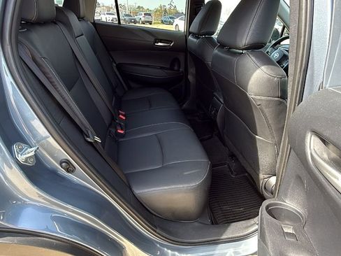 Certified 2025 Toyota Corolla Cross XLE image 28