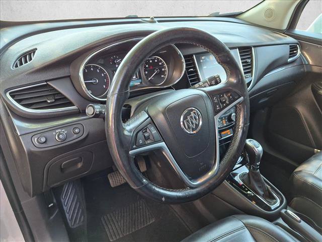 Used 2019 Buick Encore Essence FWD image 12