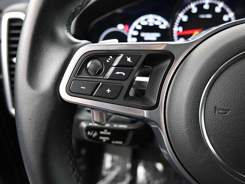 Certified 2021 Porsche Cayenne AWD/4WD image 11