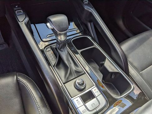 Used 2025 Kia Telluride S image 26