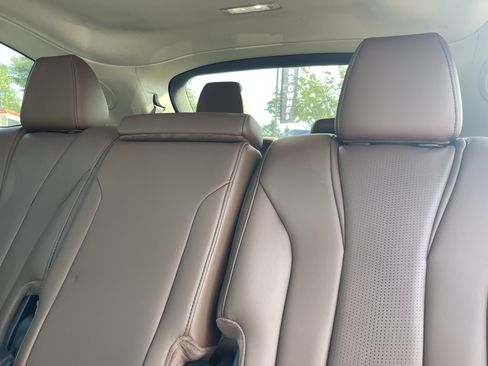 Used 2025 Acura MDX SH-AWD w/ Technology Package image 10