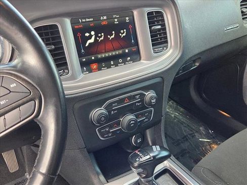 Used 2023 Dodge Charger SXT image 14